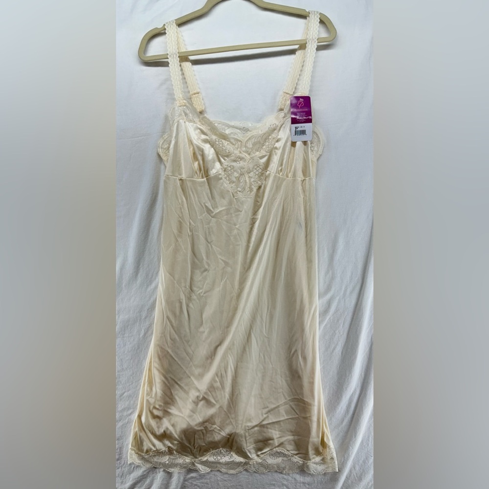Women's Adjustable Strap‎ Plus Size 40 Nylon Ilusion Full Slip Lace Trim #2012